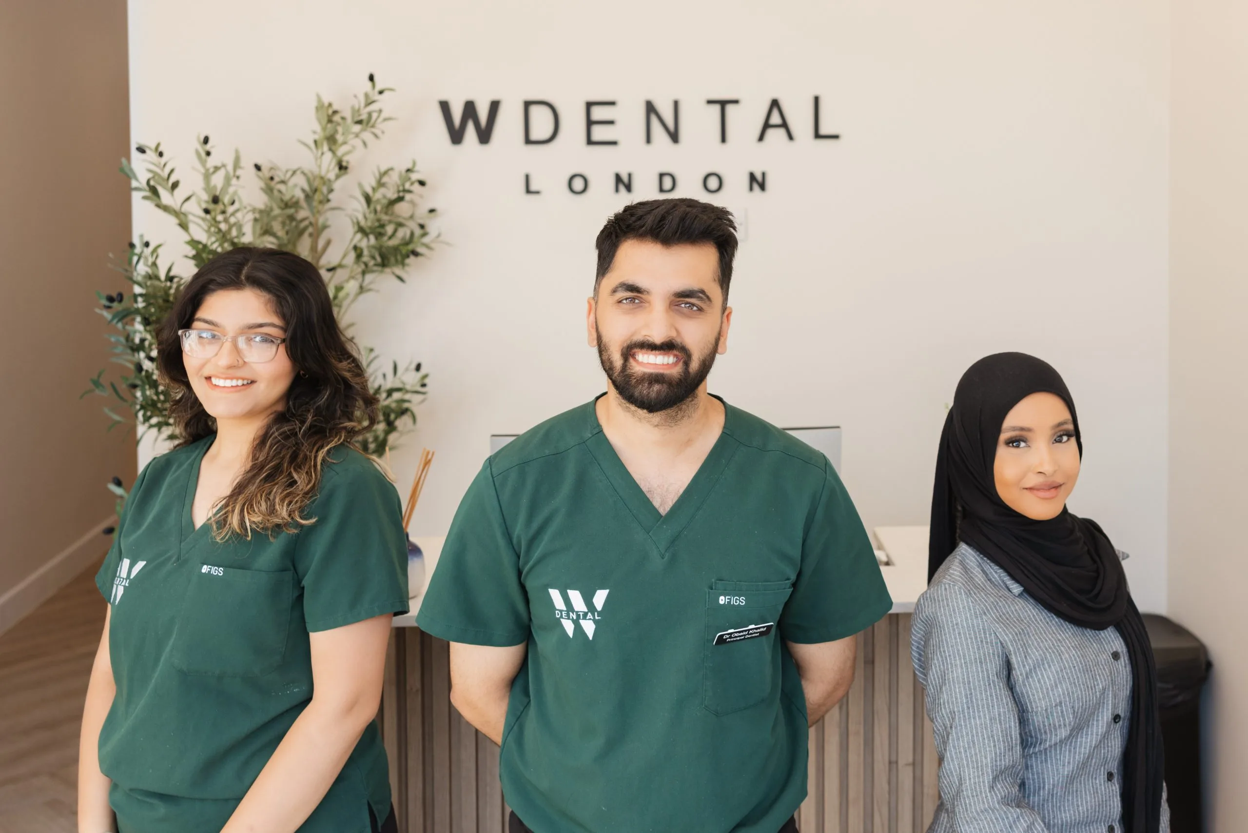 Invisalign aligner and a confident smile